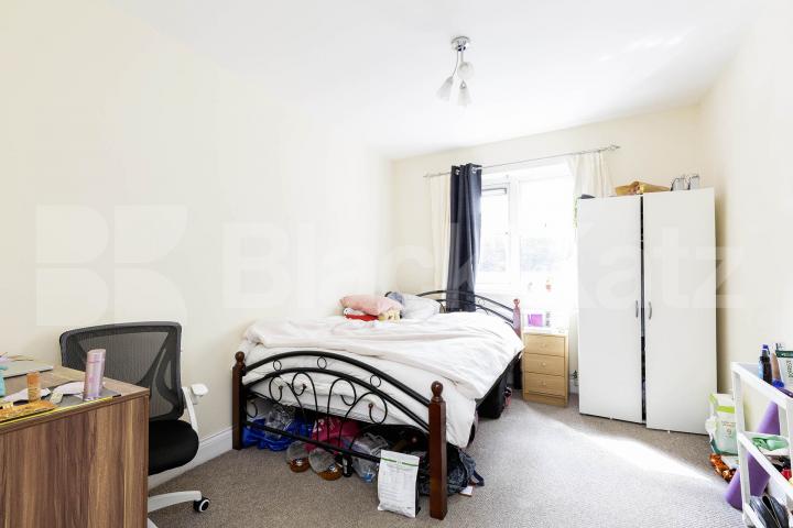 Spacious 3 bed to let in the heart of Camden  Castle Road, Camden